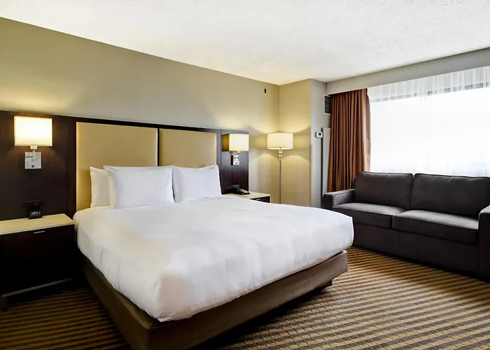 Doubletree By Hilton Pleasanton At The Club
