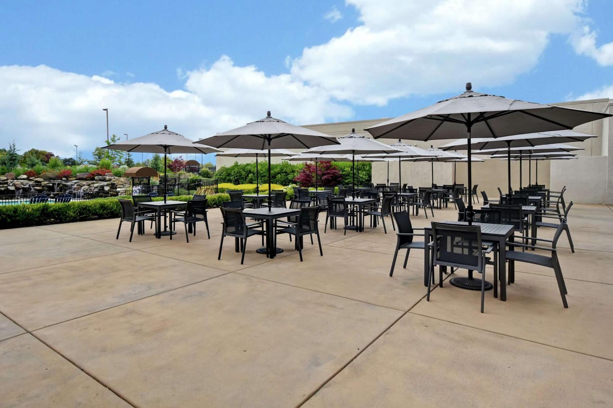 Doubletree By Hilton At The Club Hotel 4*
