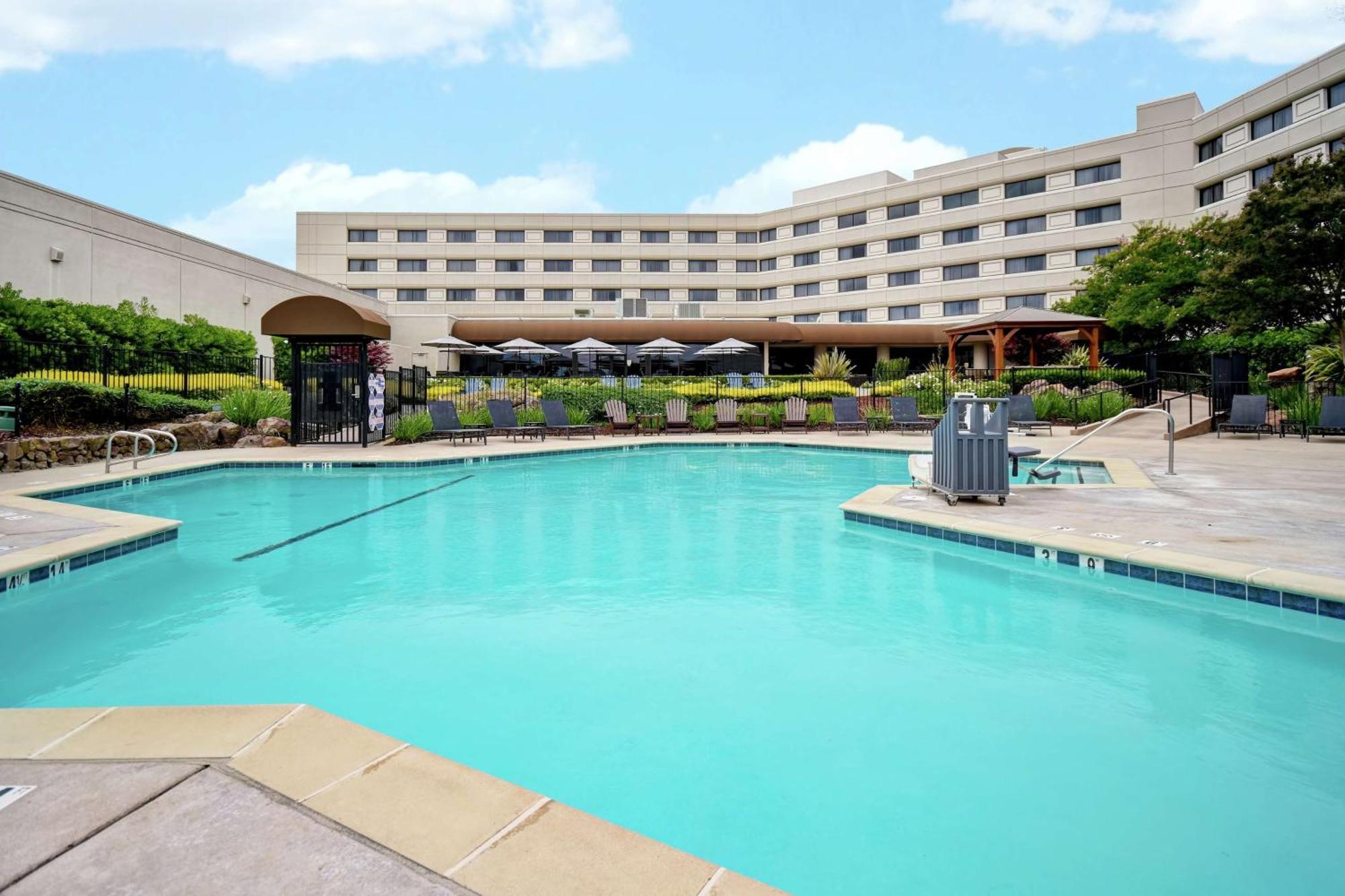 Doubletree By Hilton At The Club