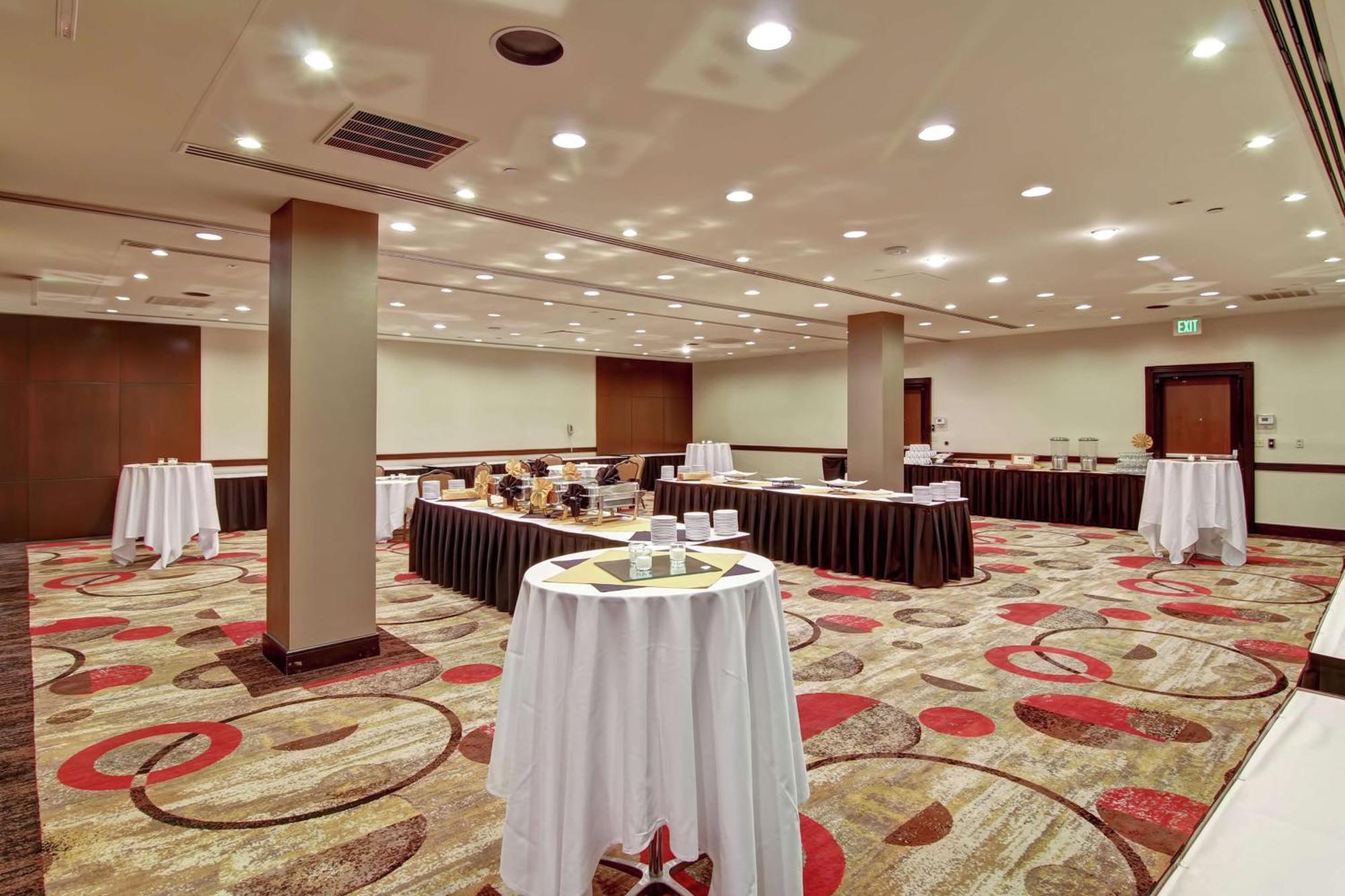 Doubletree By Hilton At The Club Hotel Pleasanton