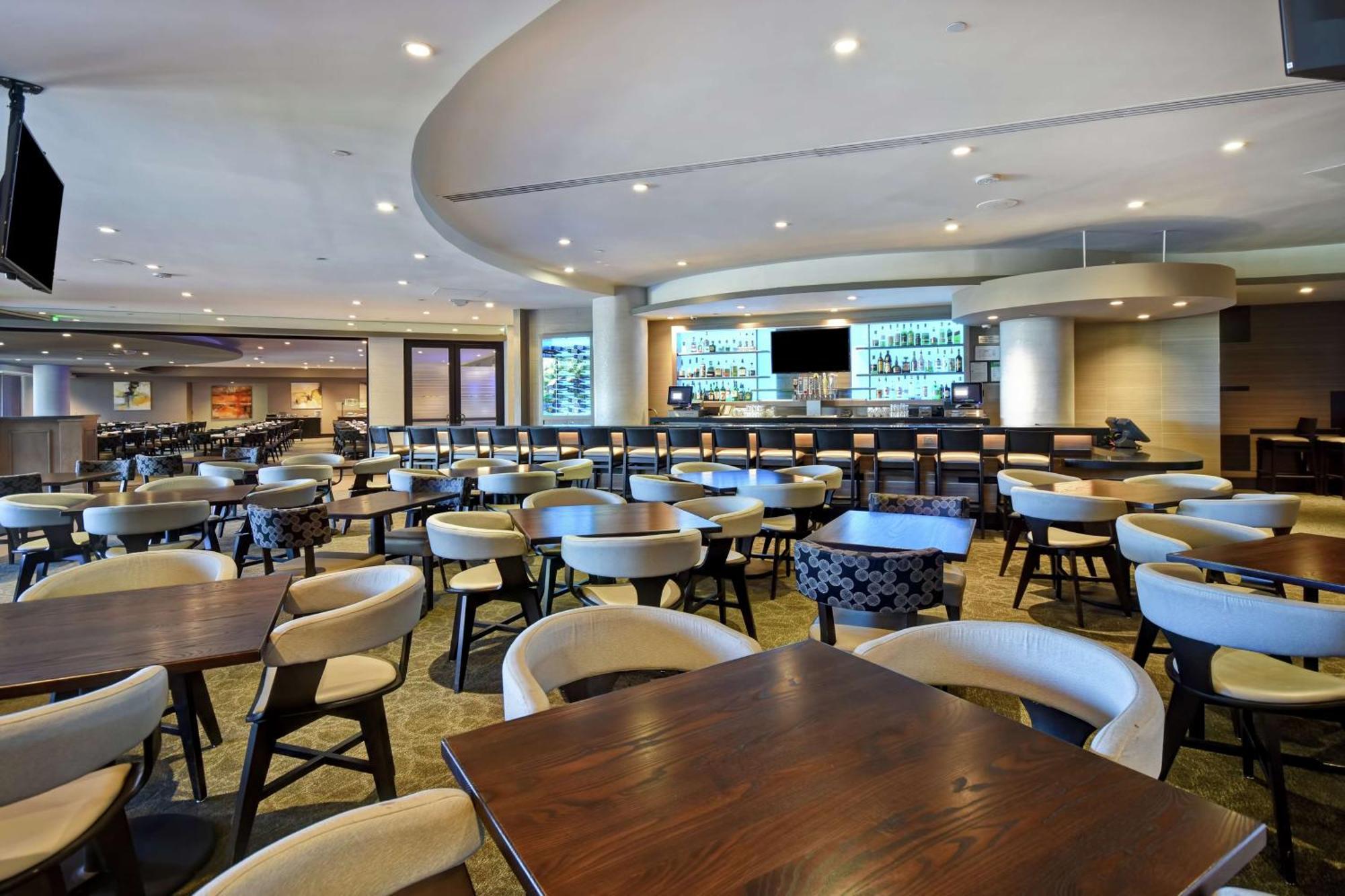 Doubletree By Hilton At The Club